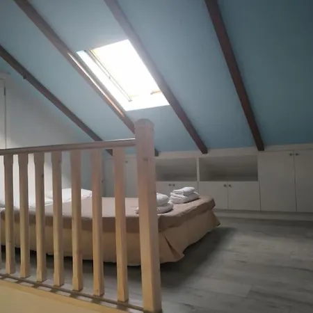 Case de vacanță Petra House Áno Korakiána