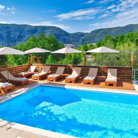 Petra House Case de vacanță *