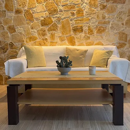 Petra House Ano Korakiana