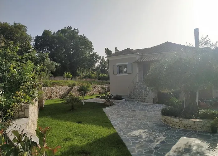 Petra House بيت للعطل Áno Korakiána