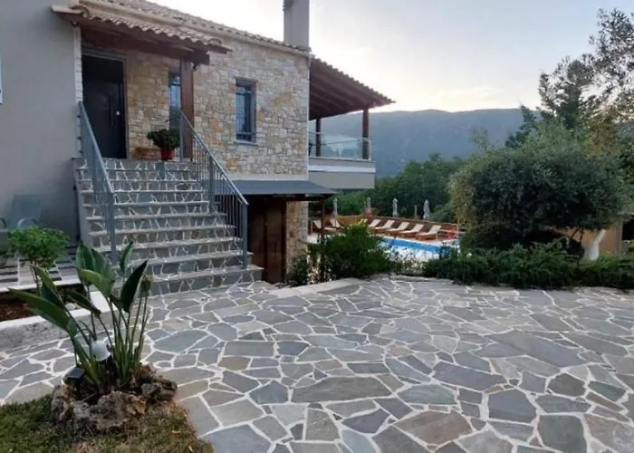 Petra House بيت للعطل Áno Korakiána